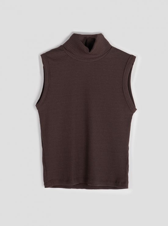 تاپ یقه اسکی نیوشا