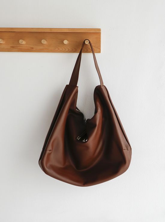 کیف بزرگ آیلار