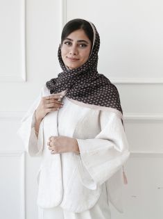 شال پلیسه مایا
