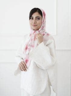 روسری نخی آراسته