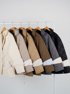 کاپشن کوتاه پارمیس