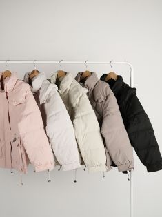 کاپشن کلاهدار پناه