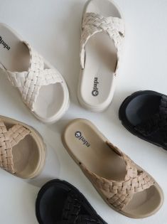 دمپایی زنانه توران