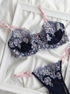 ست لباس زیر فانتزی ژینا