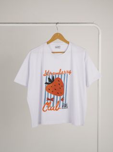 تیشرت زنانه توت فرنگی